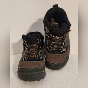 WONDER NATION Sneakers Boots For Toddlers Size 7  - Green Olive and Brown Used